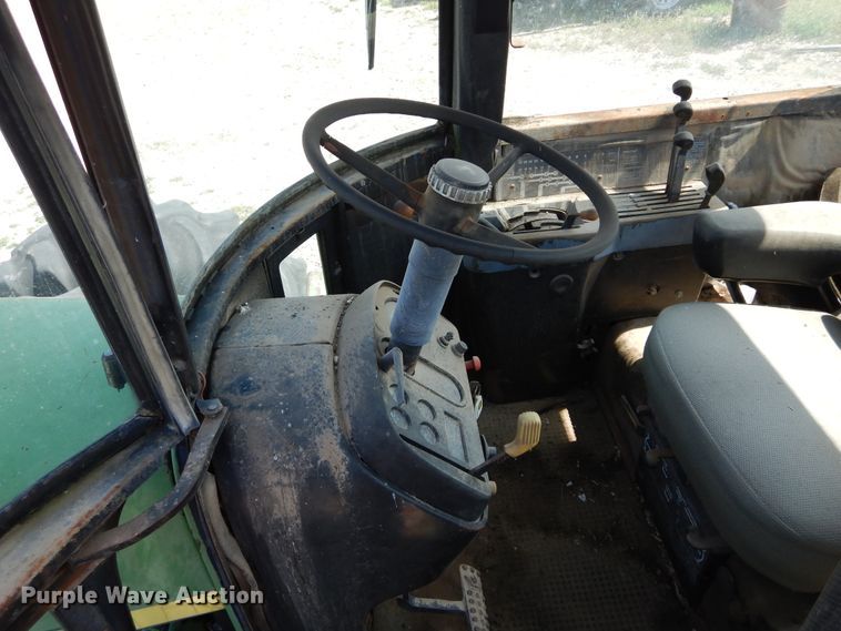 image for item GK9179 1979 John Deere 8640 4WD tractor