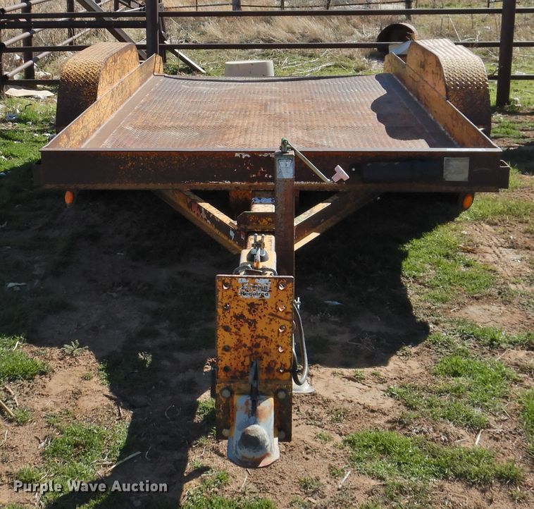 image for item GN9761 2003 Butler LT-1014-H tilt deck equipment trailer