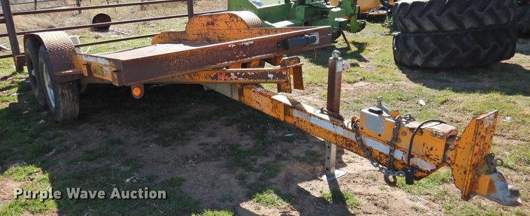 image for item GN9761 2003 Butler LT-1014-H tilt deck equipment trailer