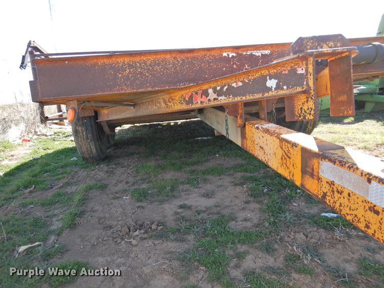 image for item GN9761 2003 Butler LT-1014-H tilt deck equipment trailer