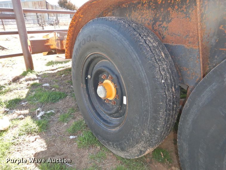 image for item GN9761 2003 Butler LT-1014-H tilt deck equipment trailer