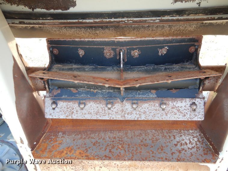 image for item GN9801 Kooima K00494 corn head adapter