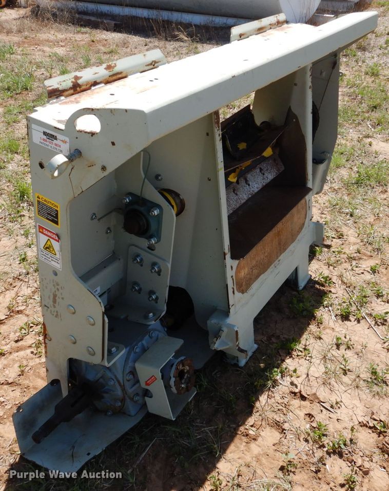 image for item GN9802 Kooima K00494 corn head adapter