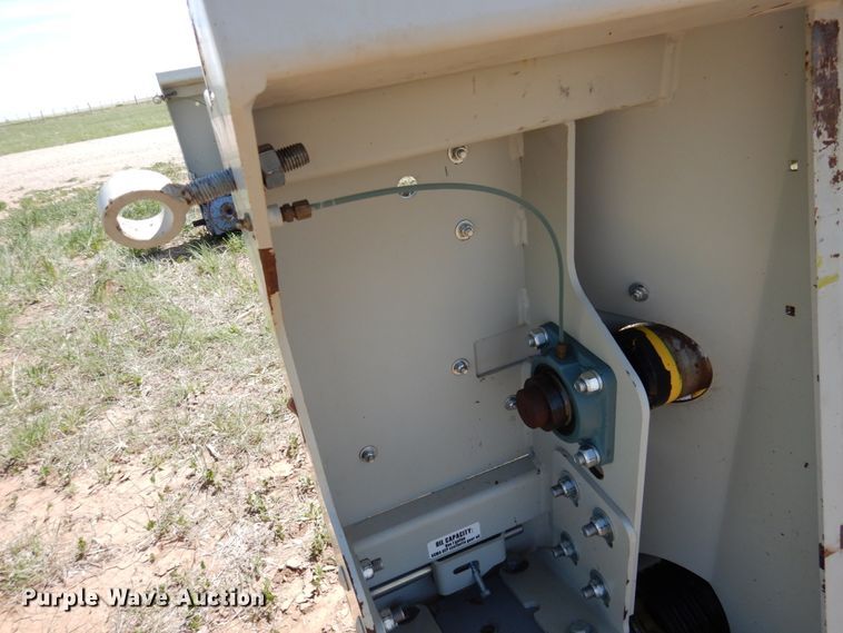 image for item GN9802 Kooima K00494 corn head adapter