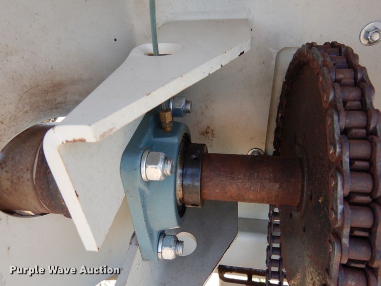 image for item GN9802 Kooima K00494 corn head adapter