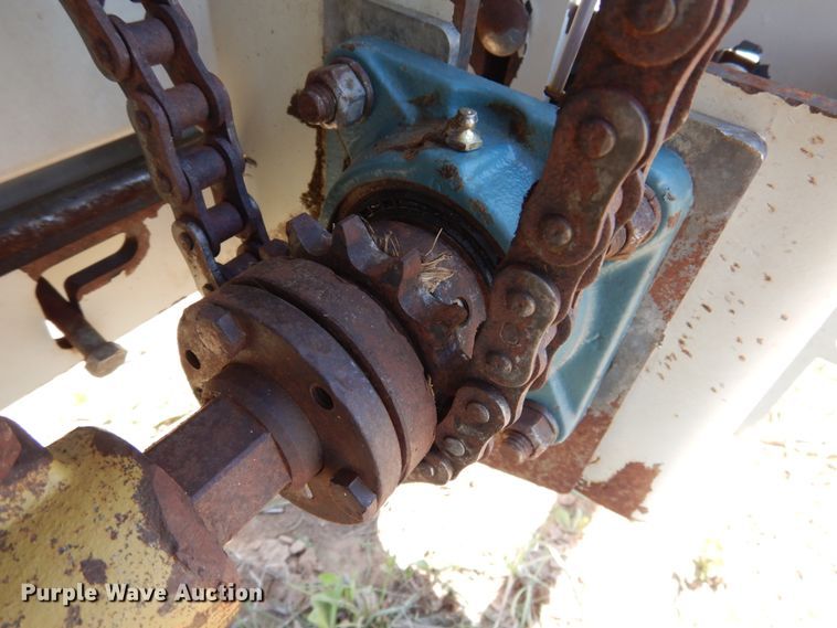 image for item GN9802 Kooima K00494 corn head adapter