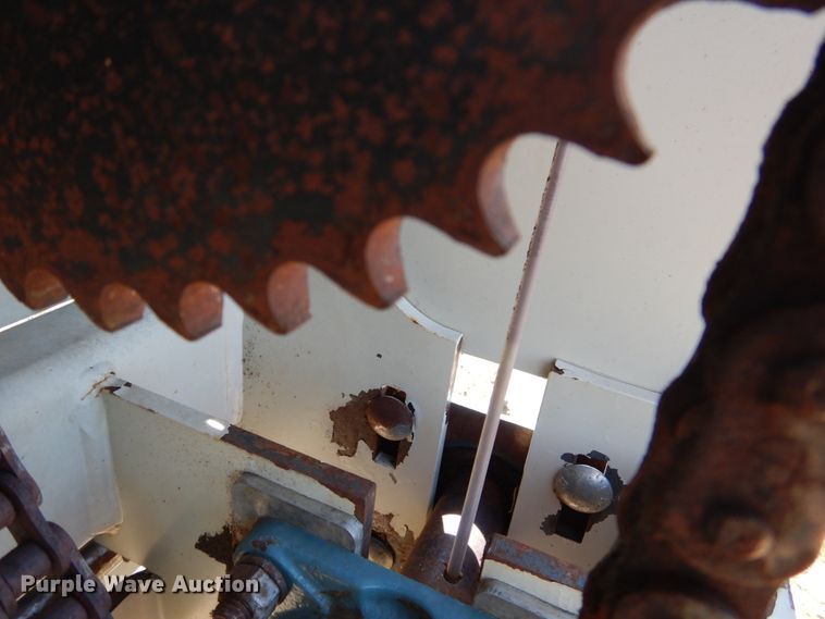 image for item GN9802 Kooima K00494 corn head adapter