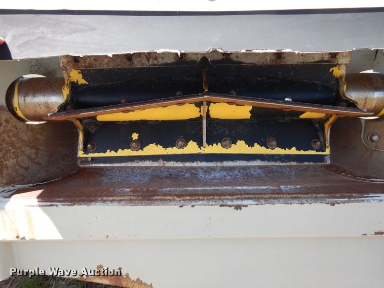 image for item GN9802 Kooima K00494 corn head adapter