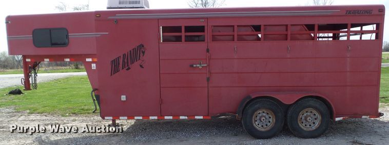 image for item GW9988 2001 Travalong livestock trailer