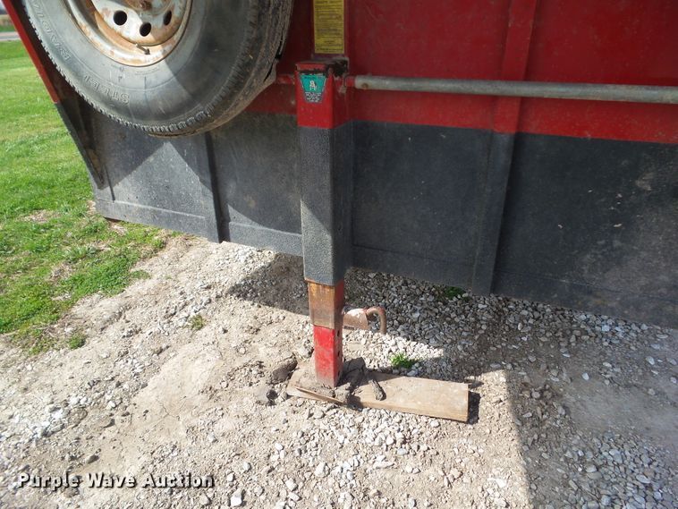 image for item GW9988 2001 Travalong livestock trailer