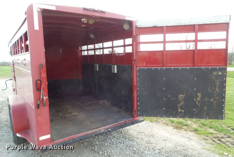 image for item GW9988 2001 Travalong livestock trailer