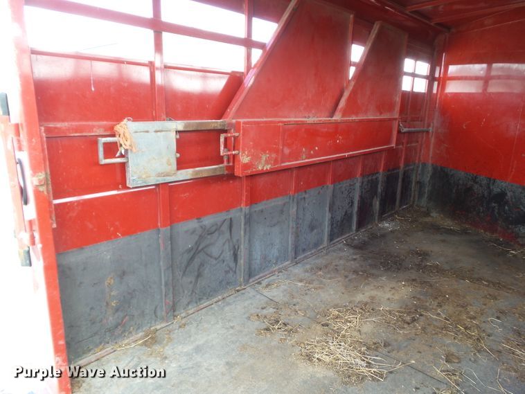 image for item GW9988 2001 Travalong livestock trailer