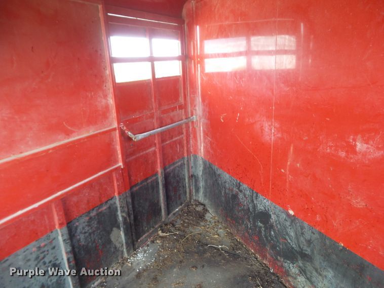 image for item GW9988 2001 Travalong livestock trailer