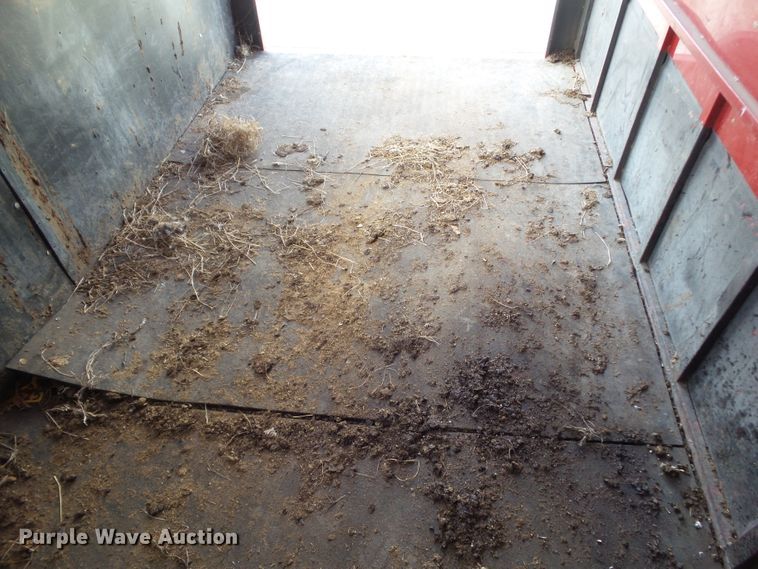 image for item GW9988 2001 Travalong livestock trailer