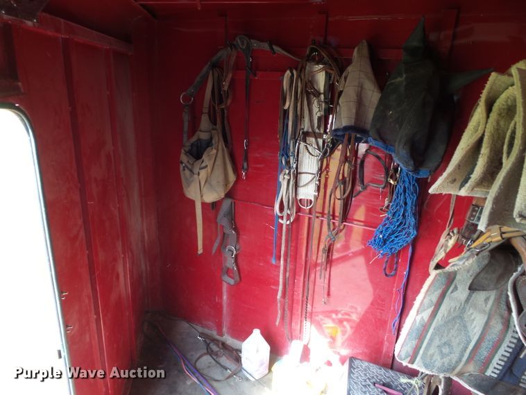 image for item GW9988 2001 Travalong livestock trailer