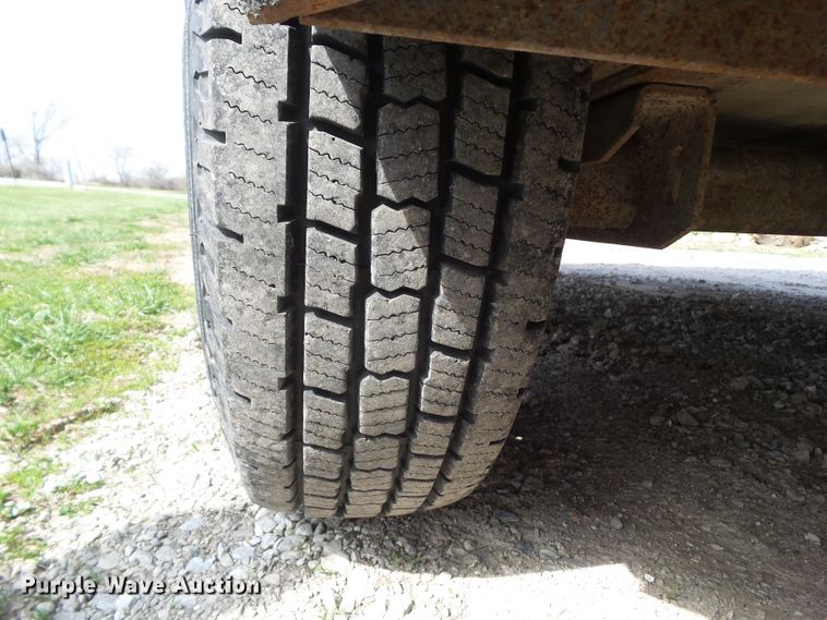 image for item GW9988 2001 Travalong livestock trailer