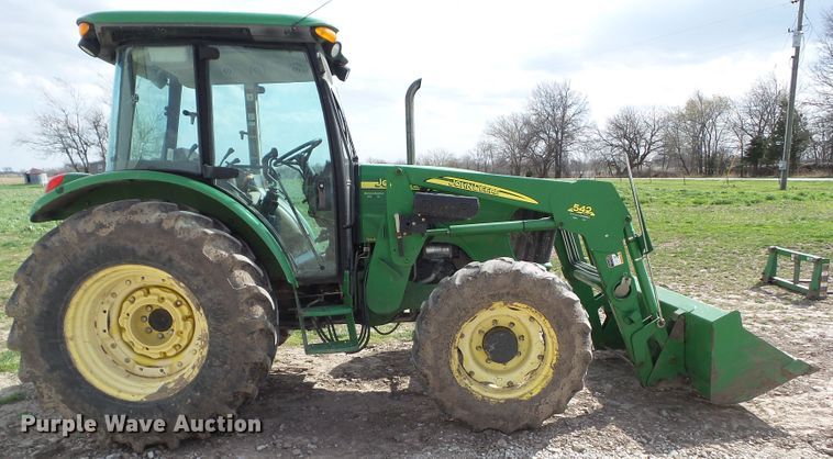 image for item GW9990 2006 John Deere 5525 MFWD tractor
