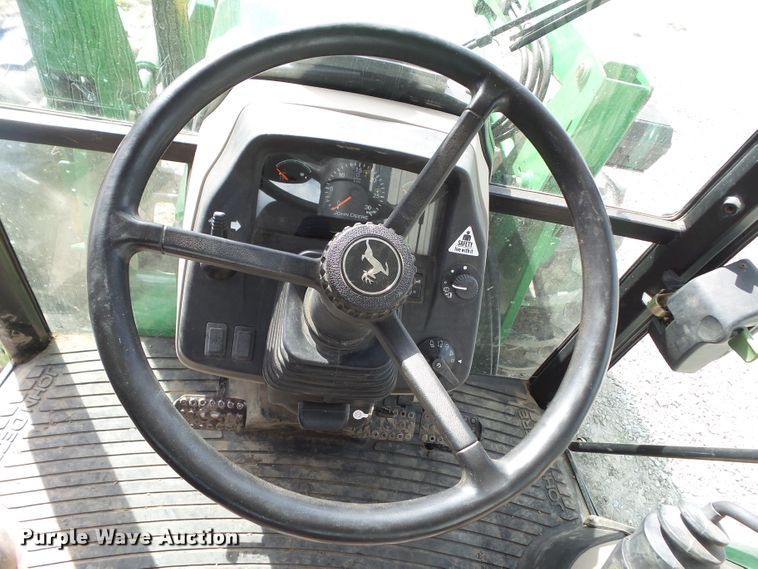 image for item GW9990 2006 John Deere 5525 MFWD tractor