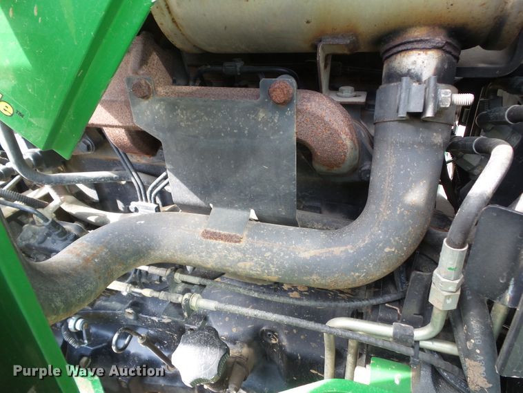 image for item GW9990 2006 John Deere 5525 MFWD tractor