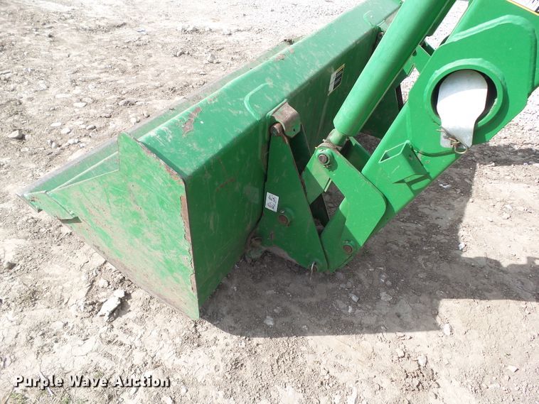 image for item GW9990 2006 John Deere 5525 MFWD tractor