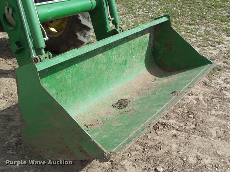 image for item GW9990 2006 John Deere 5525 MFWD tractor