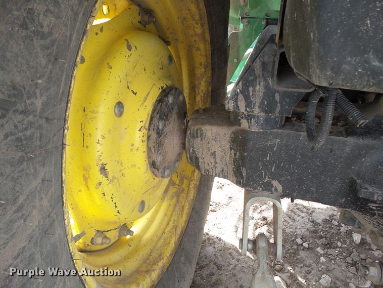 image for item GW9990 2006 John Deere 5525 MFWD tractor