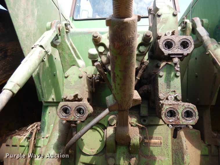 image for item GY9005 1976 John Deere 8630 4WD tractor