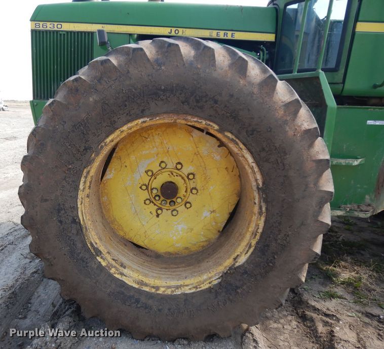 image for item GY9005 1976 John Deere 8630 4WD tractor