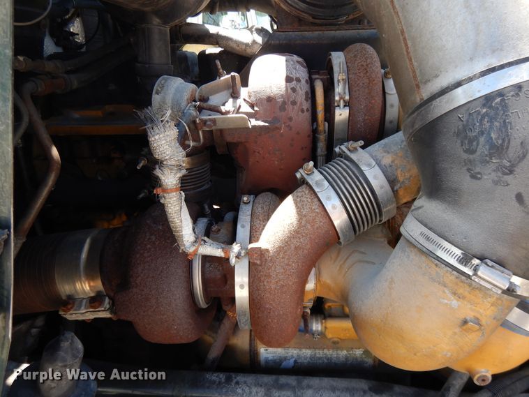 image for item DE5591 2007 Kenworth T600 semi truck