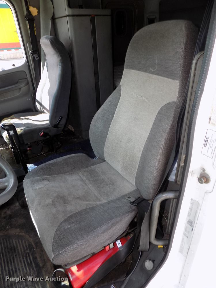 image for item DG2564 2002 Freightliner Century Class ST120 semi truck