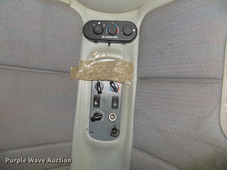 image for item DG2564 2002 Freightliner Century Class ST120 semi truck