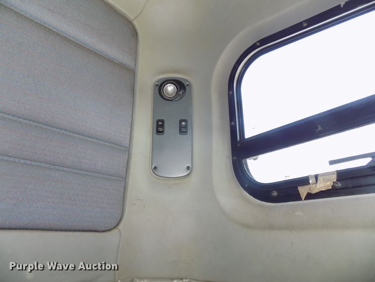 image for item DG2564 2002 Freightliner Century Class ST120 semi truck