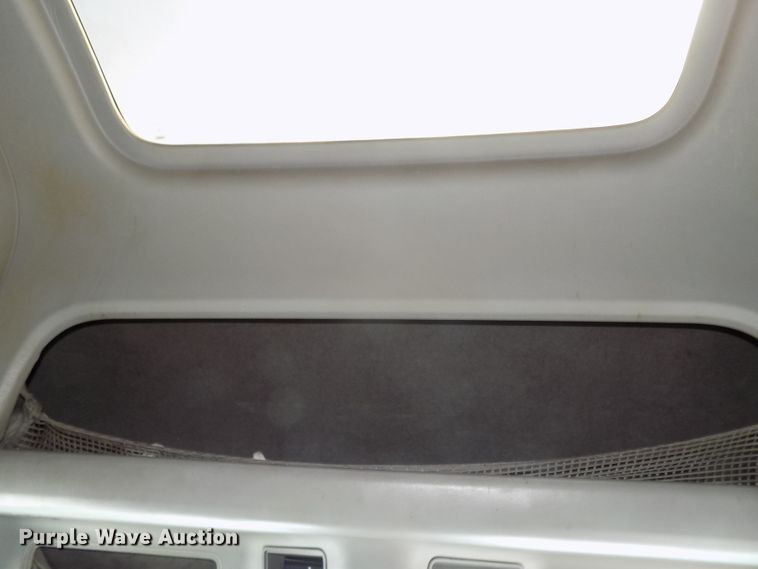 image for item DG2564 2002 Freightliner Century Class ST120 semi truck