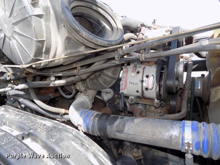 image for item DG2564 2002 Freightliner Century Class ST120 semi truck