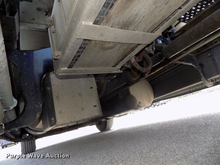 image for item DG2564 2002 Freightliner Century Class ST120 semi truck