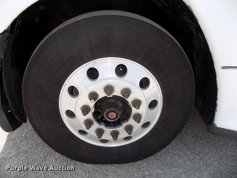 image for item DG2564 2002 Freightliner Century Class ST120 semi truck