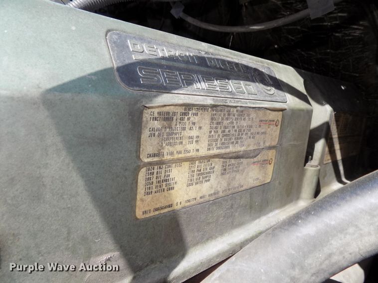 image for item DG2566 2002 Freightliner Century Classic semi truck