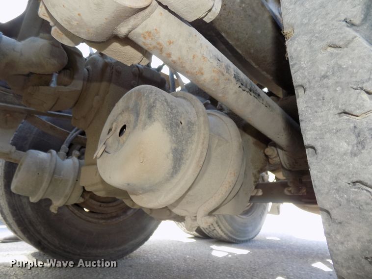 image for item DG2567 1990 International 9700 semi truck