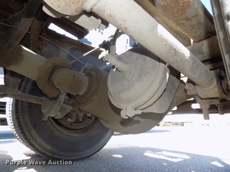 image for item DG2567 1990 International 9700 semi truck