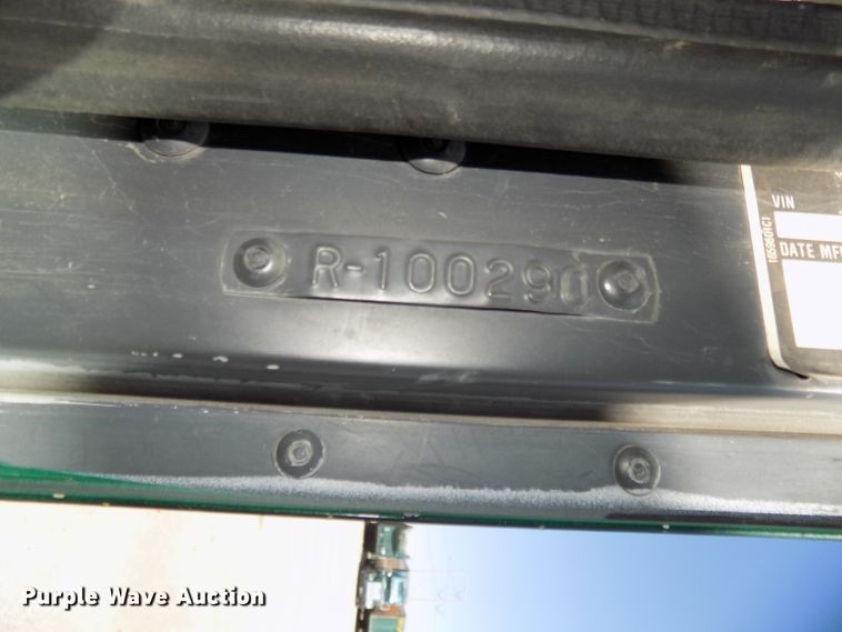 image for item DG2567 1990 International 9700 semi truck