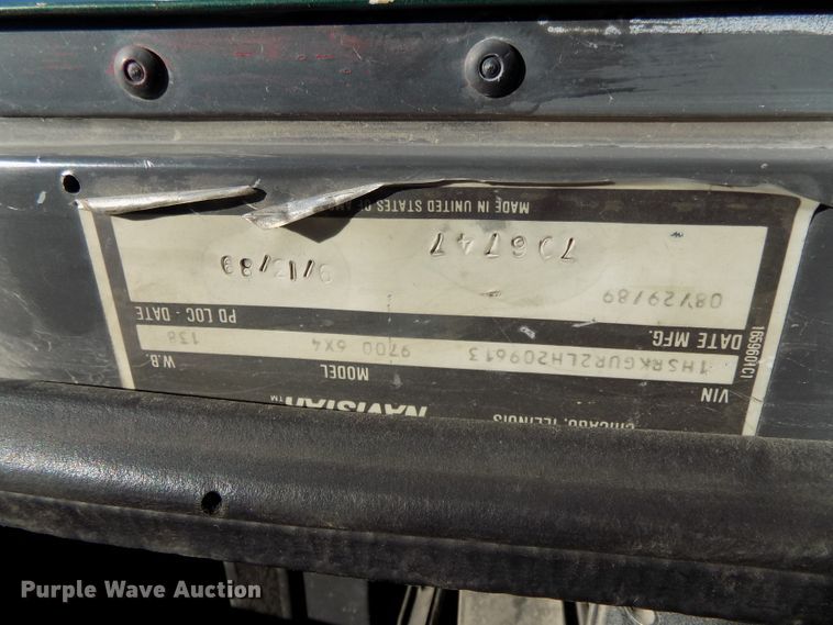 image for item DG2567 1990 International 9700 semi truck