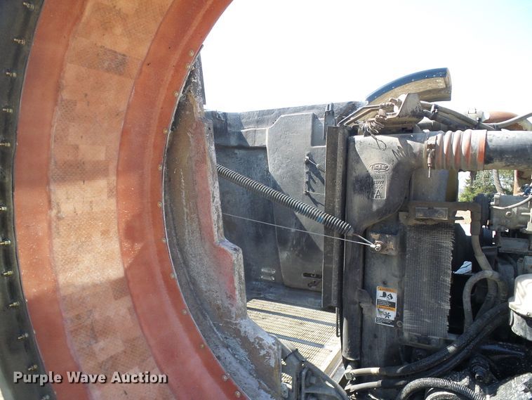 image for item DG5617 2007 Peterbilt 357 truck cab and chassis