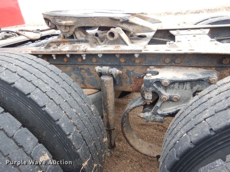 image for item DG5943 2006 Peterbilt 378 semi truck