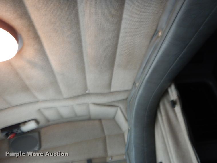 image for item DG5944 2005 Peterbilt 379 semi truck