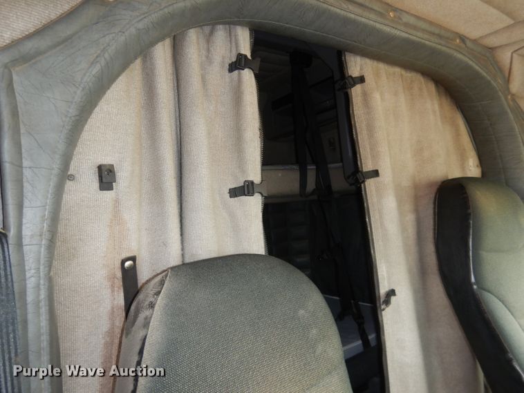 image for item DG5944 2005 Peterbilt 379 semi truck