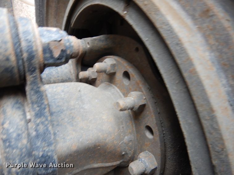 image for item DG5944 2005 Peterbilt 379 semi truck