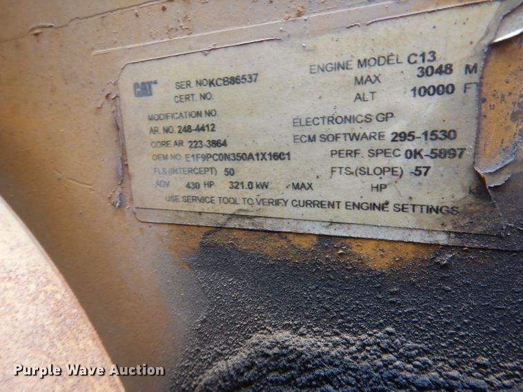 image for item DG5946 2007 Peterbilt 387 semi truck