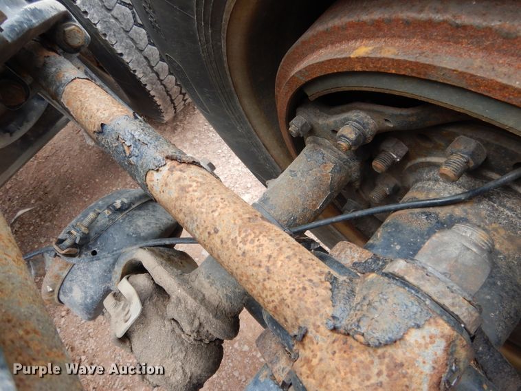 image for item DG5946 2007 Peterbilt 387 semi truck