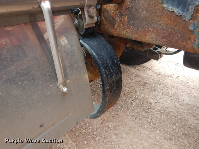 image for item DG5946 2007 Peterbilt 387 semi truck