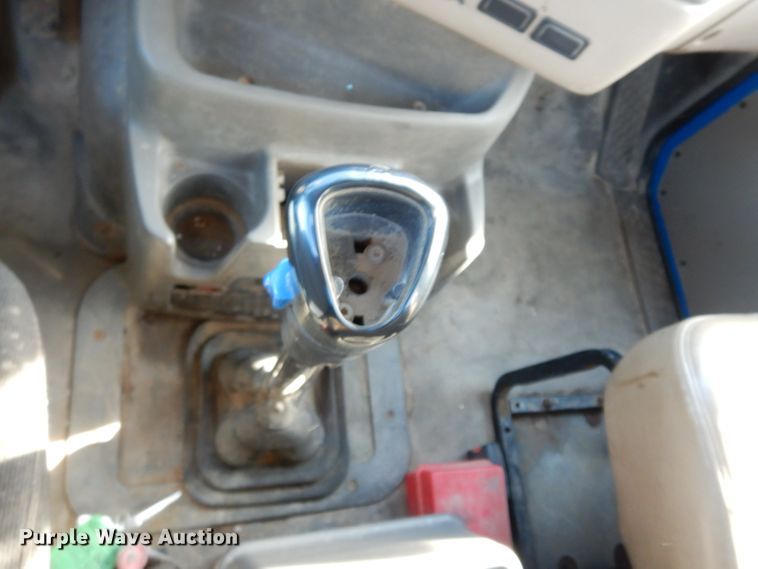 image for item DG6351 2006 Sterling LT8500 truck cab and chassis